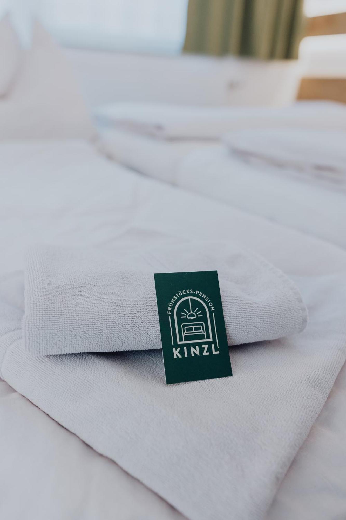 Pension Kinzl Mit E-Ladestation Offenhausen ภายนอก รูปภาพ